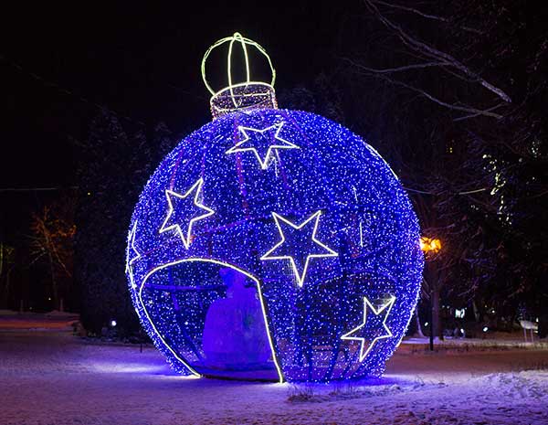 Новогодний декор в Перми